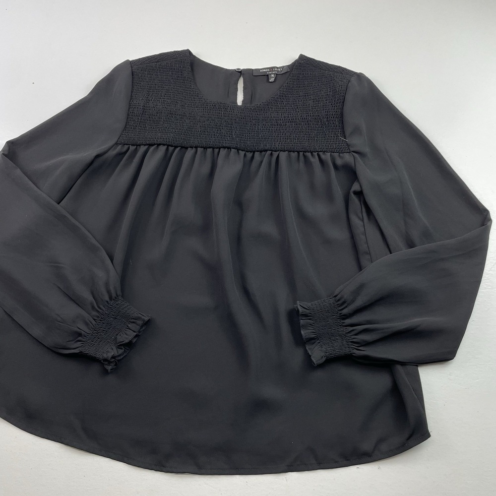 Romeo + Juliet  Womens Black Long Sleeve‎ Smocked Blouse Top Size Medium Casual